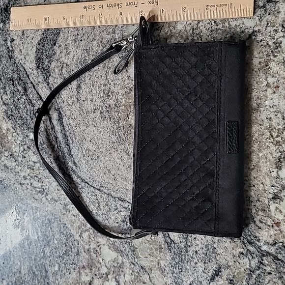 Vera Bradley Hobo - Picture 10 of 12